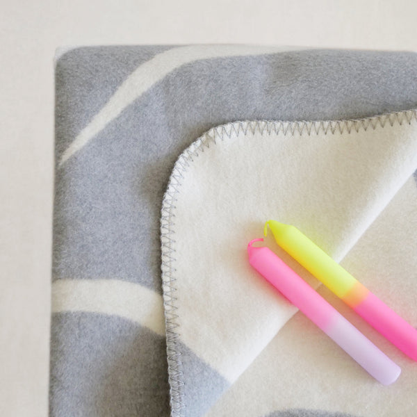 riema XL Kuscheldecke BJÖRK in grau, Made in Germany