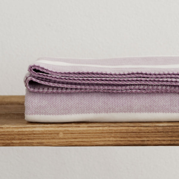 RIEMA nachhaltige Kuscheldecke mit Streifen