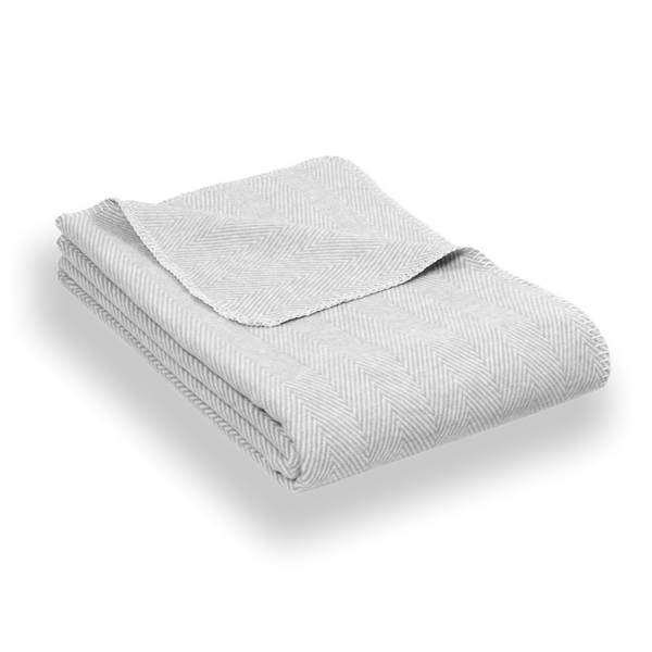 leichte RIEMA Bio Baumwolldecke mit Fischgrätmuster in grau