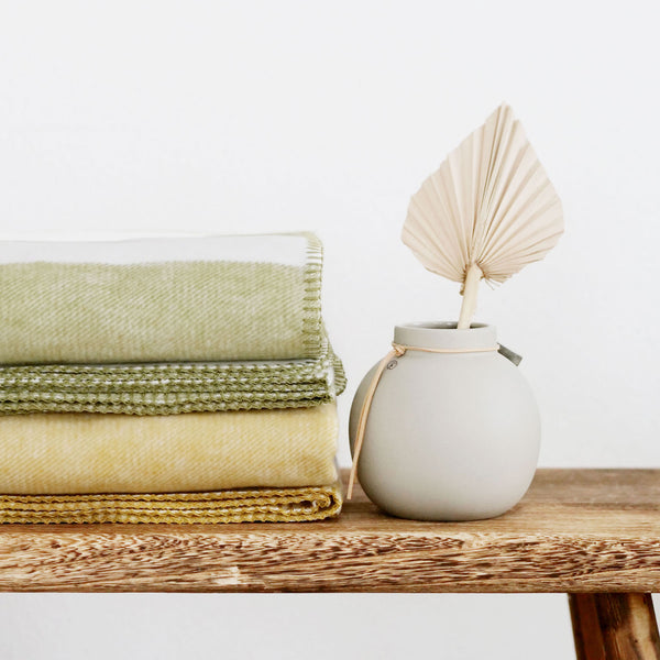 RIEMA Germany weiche, fröhliche Kuscheldecke aus 100% Bio-Baumwolle in verschiedenen Farben