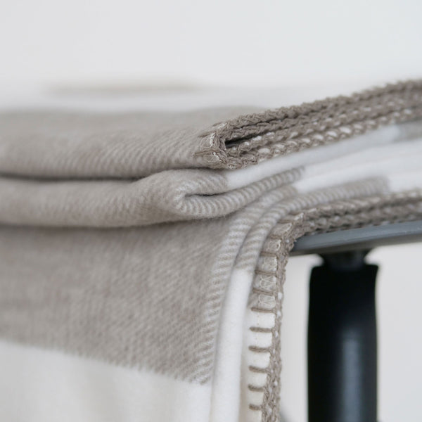 RIEMA Germany kuschelig weiche Wohndecke mit Streifen aus 100% Bio-Baumwolle, Made in Germany und schadstoffkontrolliert