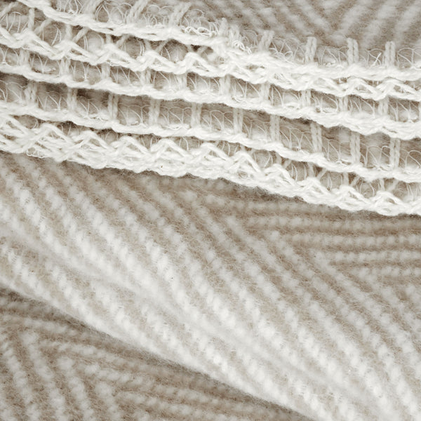 RIEMA Wohndecke Finn mit Fischgrätmuster in beige