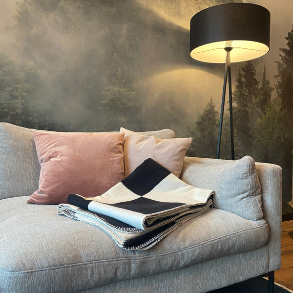 RIEMA Kuscheldecke CLARA aus 100% Bio-Baumwolle (kbA) schwarz natur