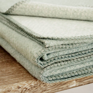 riema germany Kuscheldecke meliert aus 100% Bio-Baumwolle, grün