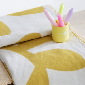 RIEMA Kuscheldecke AURORA aus 100% Bio-Baumwolle in sommerlichem gelb